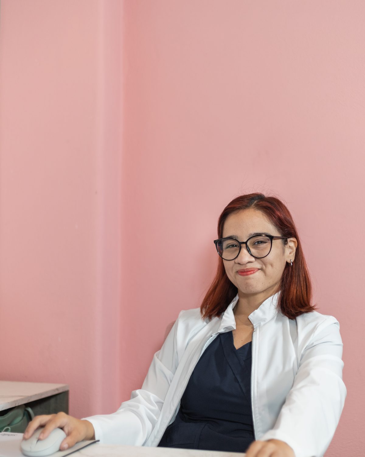Dra. Cinthya en consulta en Mia Clinicas de la Mujer