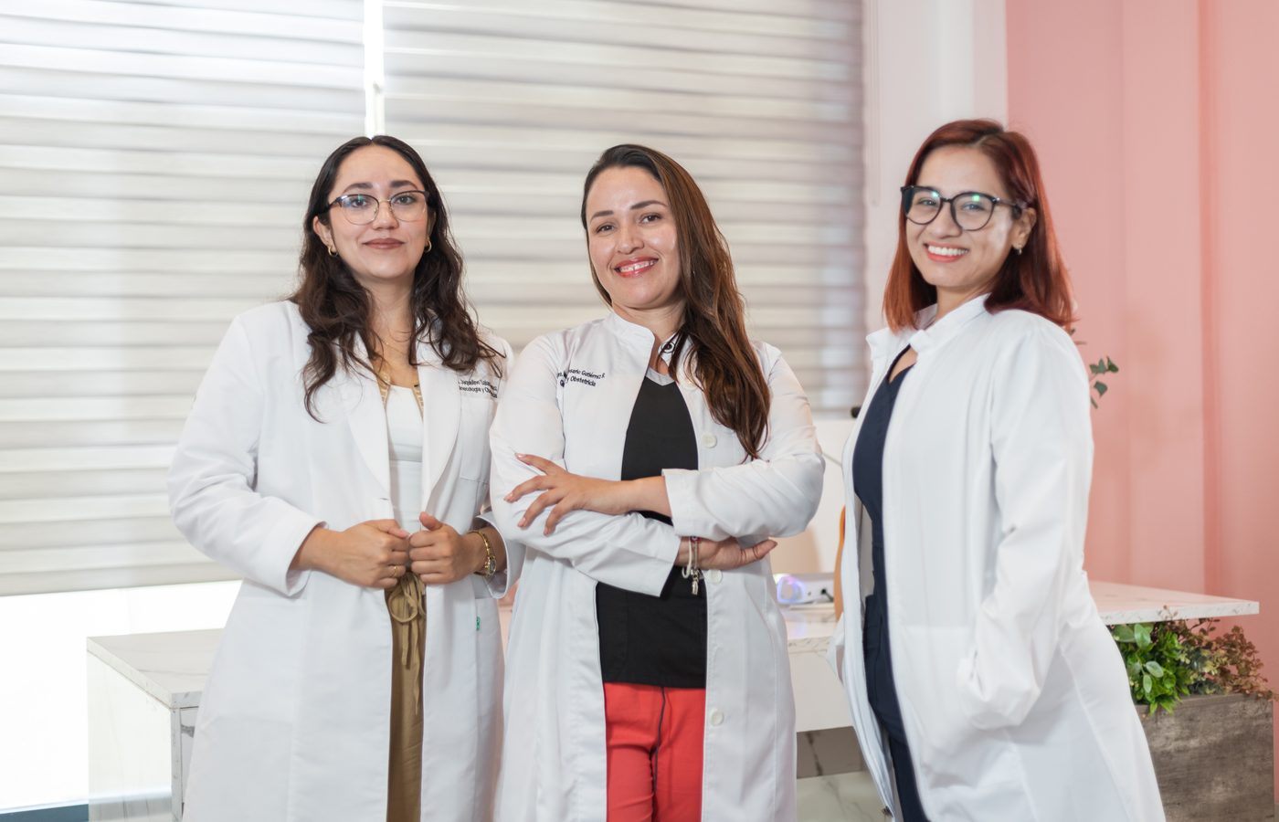 Medicas de Mia Clinicas de la Mujer